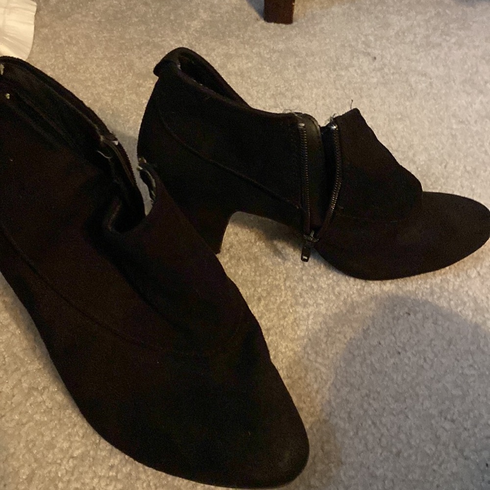 Cutie Booties!